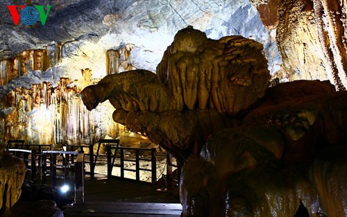 Splendid scenery of Thien Duong cave - ảnh 18